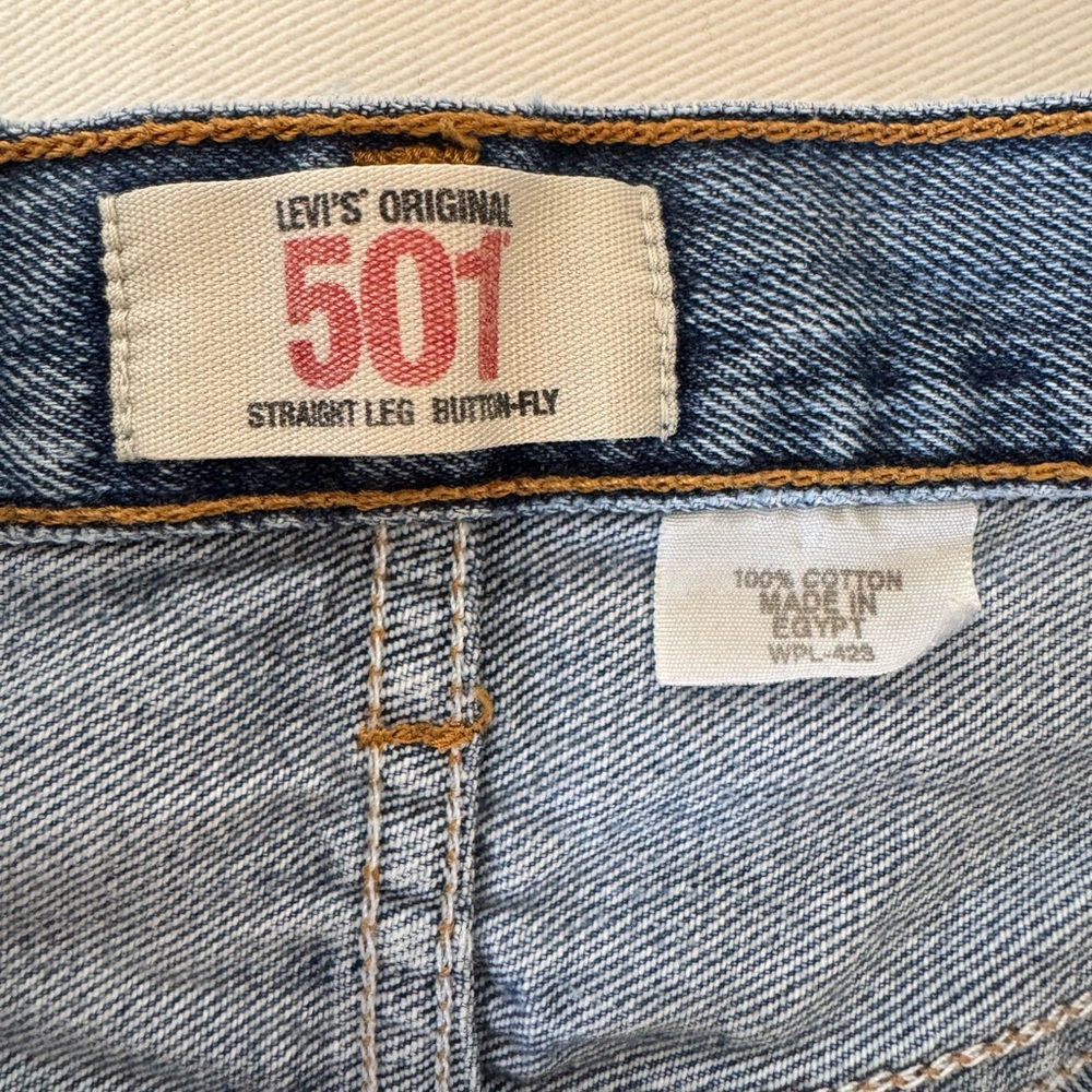 Levi's Vintage 501 Men's Original Straight Leg Jeans 36x32, Button Fly, red tab - Picture 4 of 9